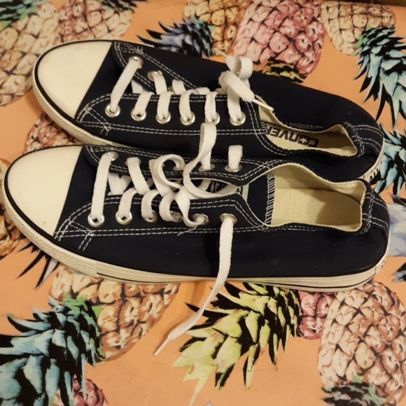 ☆SOLD☆Converse All☆Star 💋 - Picture 2 of 5